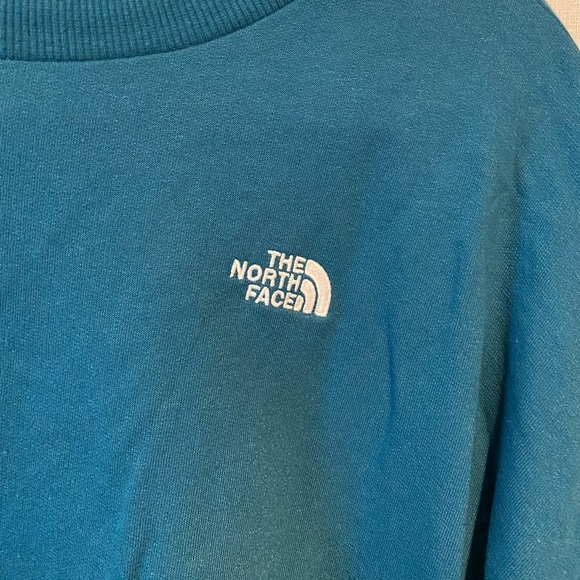 The North Face Crewneck Sweatshirt - Picture 3 of 4